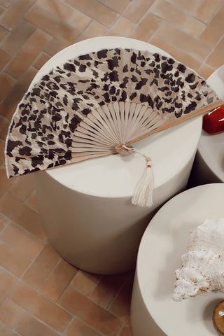 belle-mare-handheld-fan