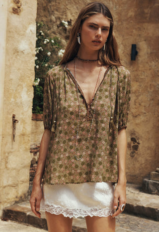 swan-lake-short-sleeve-blouse