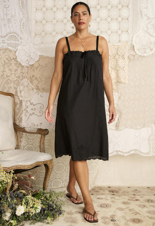 vintage-petticoat-midi-dress